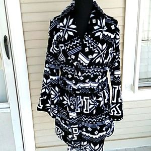 💖Victoria's Secret PINK snowflake fleece robe